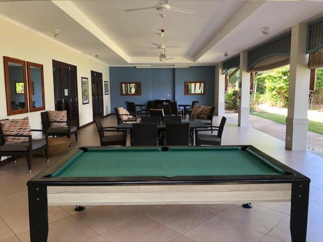 Cocoon Apartment Victoria Ngoại thất bức ảnh